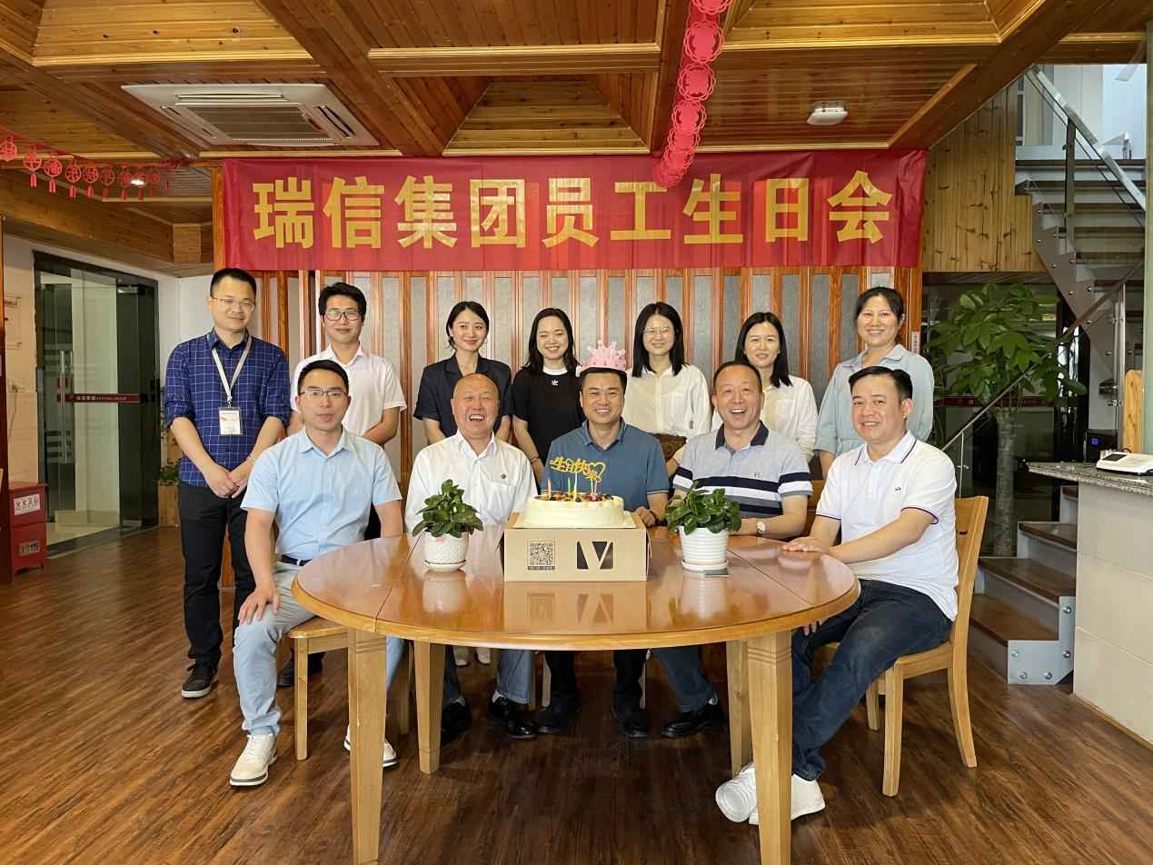 五月生日会 | 点滴时光，，相聚为你